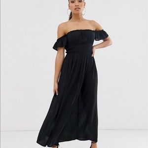 Off shoulder crinkle maxi dress